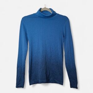 ATHLETA Women’s Flurry Base Layer Turtleneck Ombre Blue Longsleeve Top Small